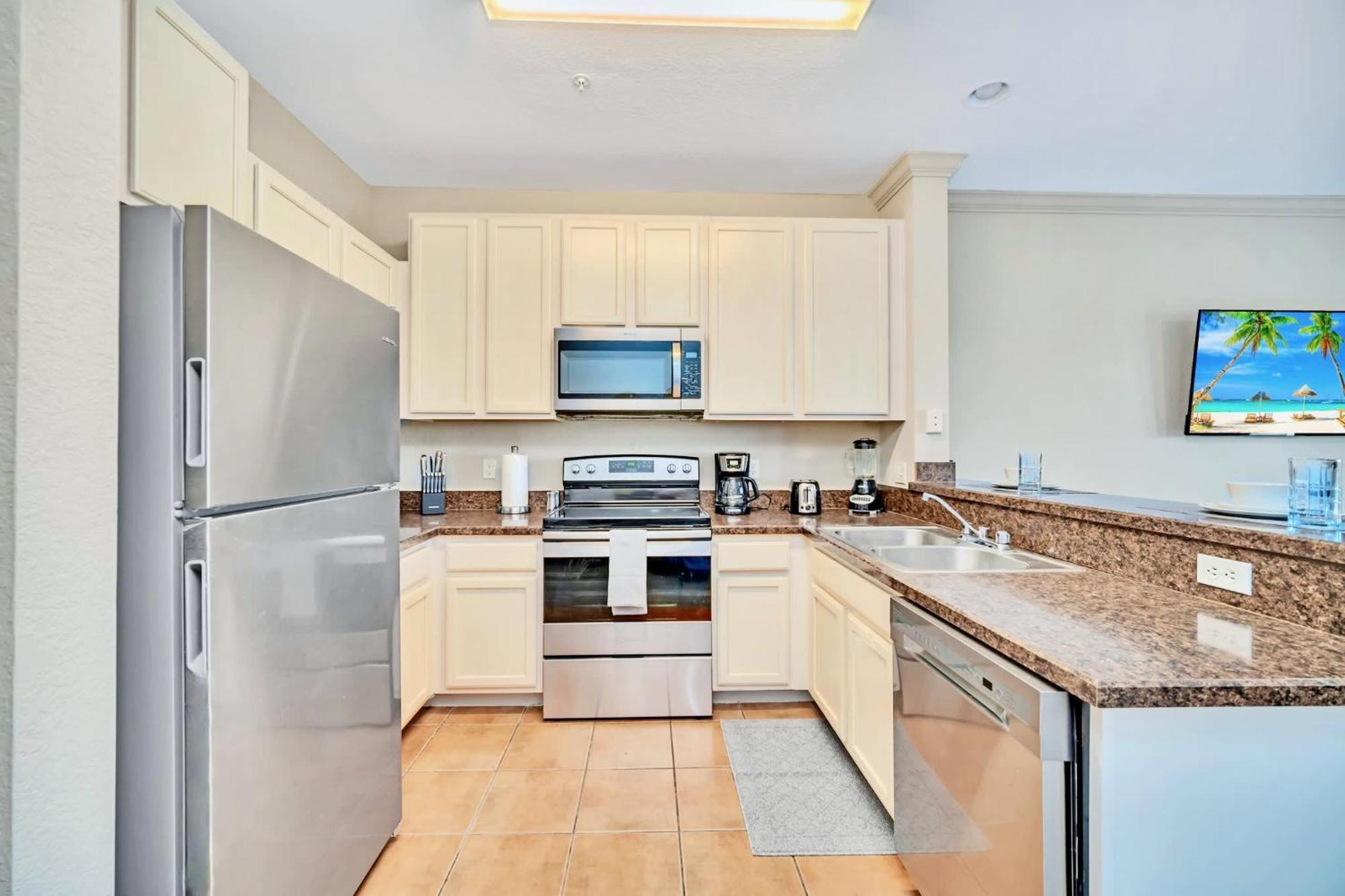 Bright Condo - 2Br With Pool & Hot Tub, Near Disney! オーランド エクステリア 写真