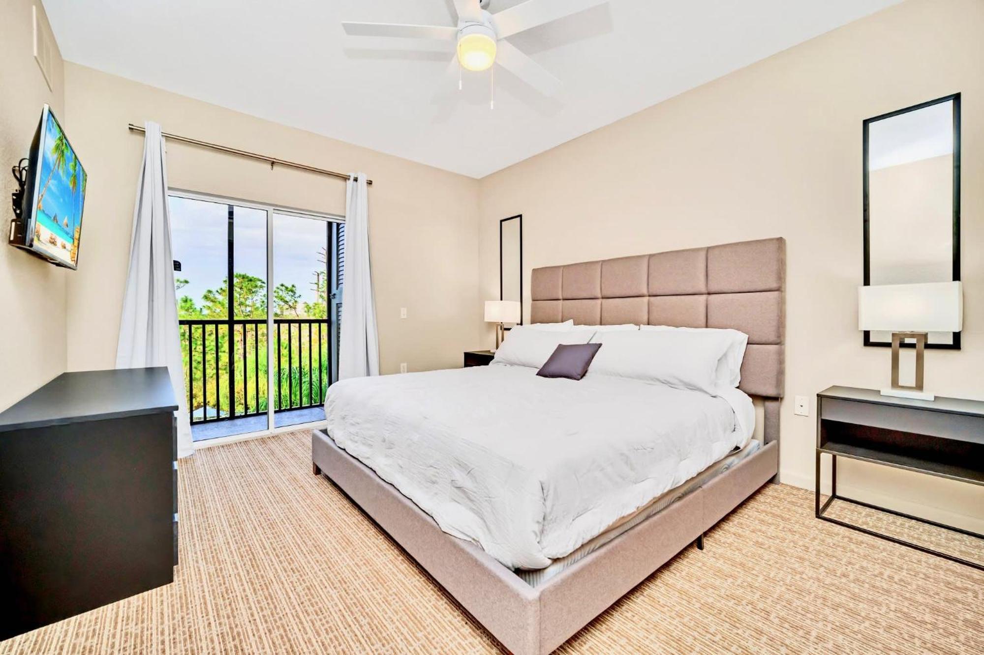 Bright Condo - 2Br With Pool & Hot Tub, Near Disney! オーランド エクステリア 写真
